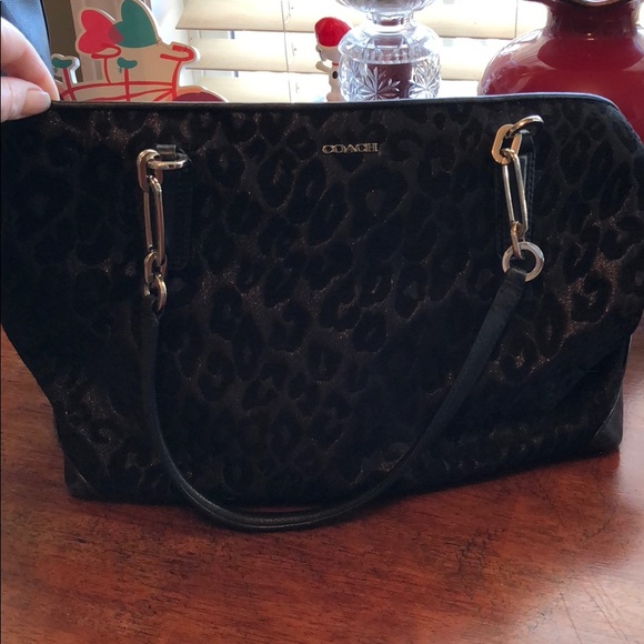black and leopard purse